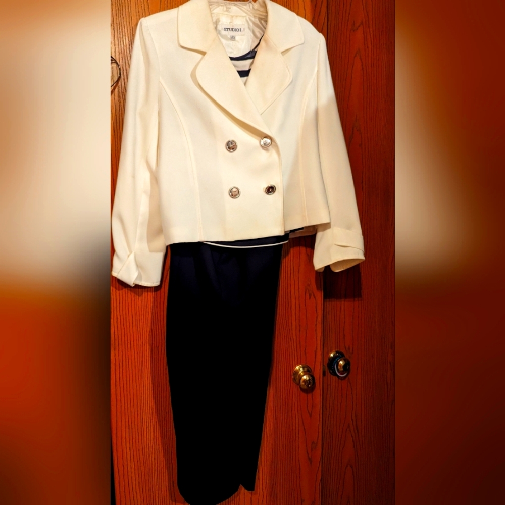 3 Piece Woman's Studio I, size 14 outfit